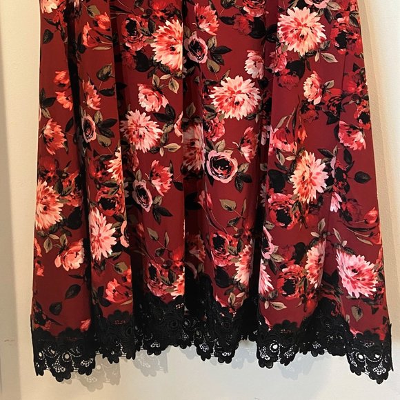 Roz & Ali Women' Plus Size 24 Red Floral  Lace Lined Party Cocktail Dress - Picture 2 of 5
